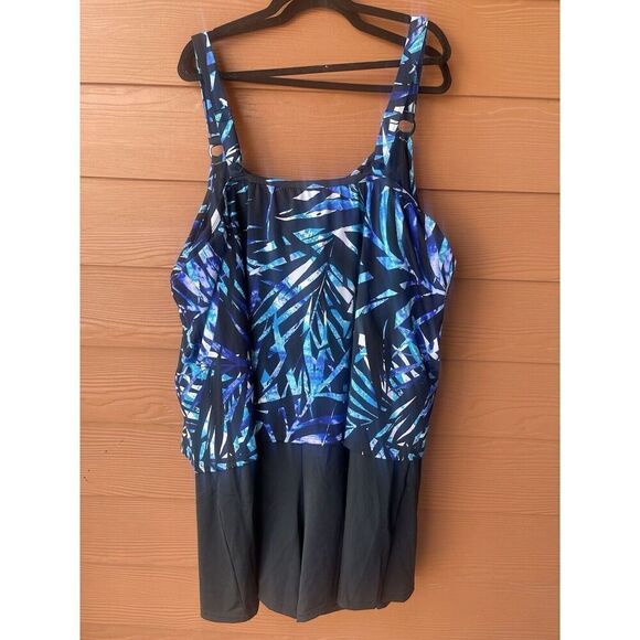 Swimsuits For All Women's Plus Size 30 Adjustable Strap Floral  NWT - Picture 2 of 9